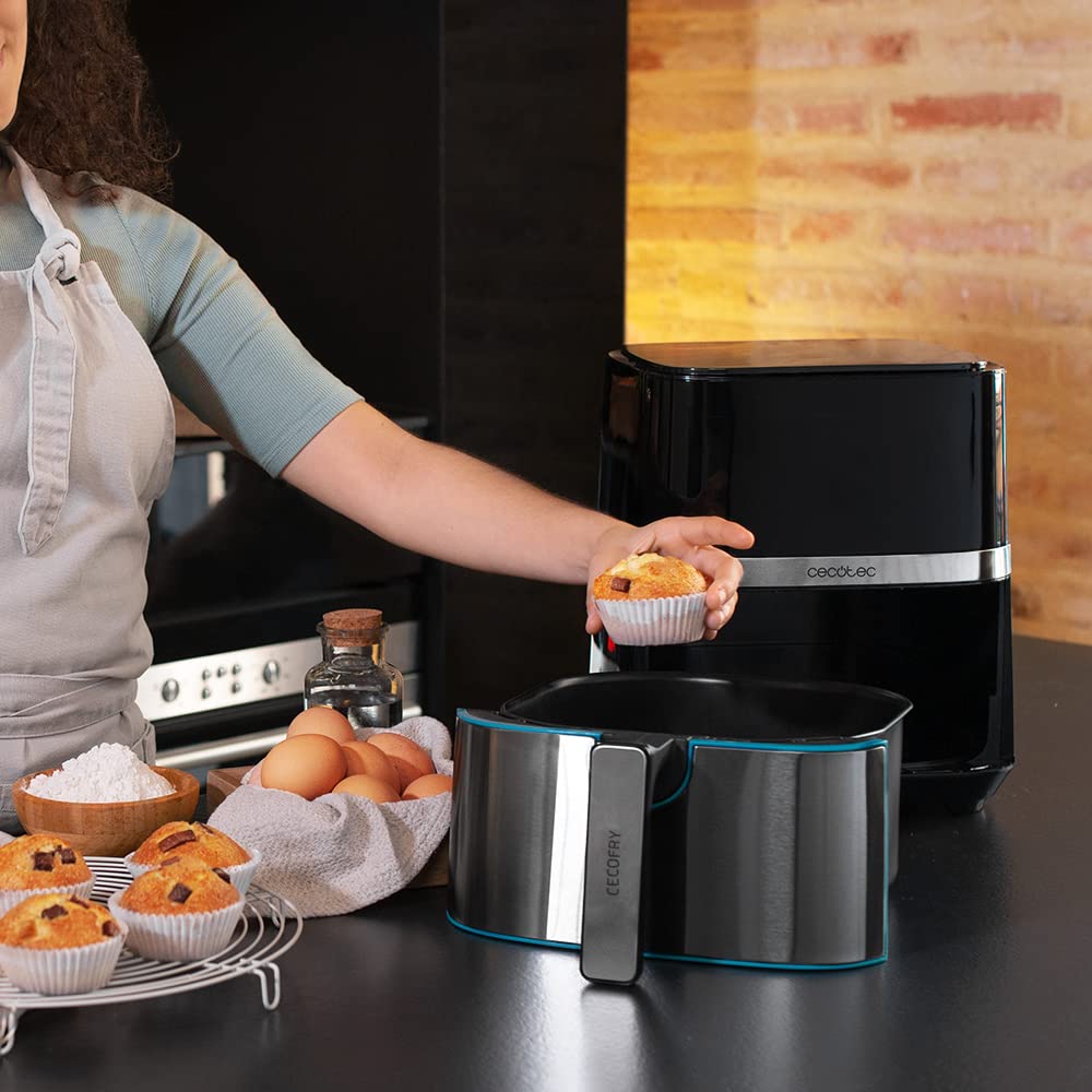 Cecotec Freidora sin Aceite de 5,5 L de Aire Caliente Cecofry Full InoxBlack 5500 Pro. 1700 W, Dietética y Digital, Panel Táctil, Acabados en Acero Inox, Tecnología PerfectCook, Termostato, 8 Modos
