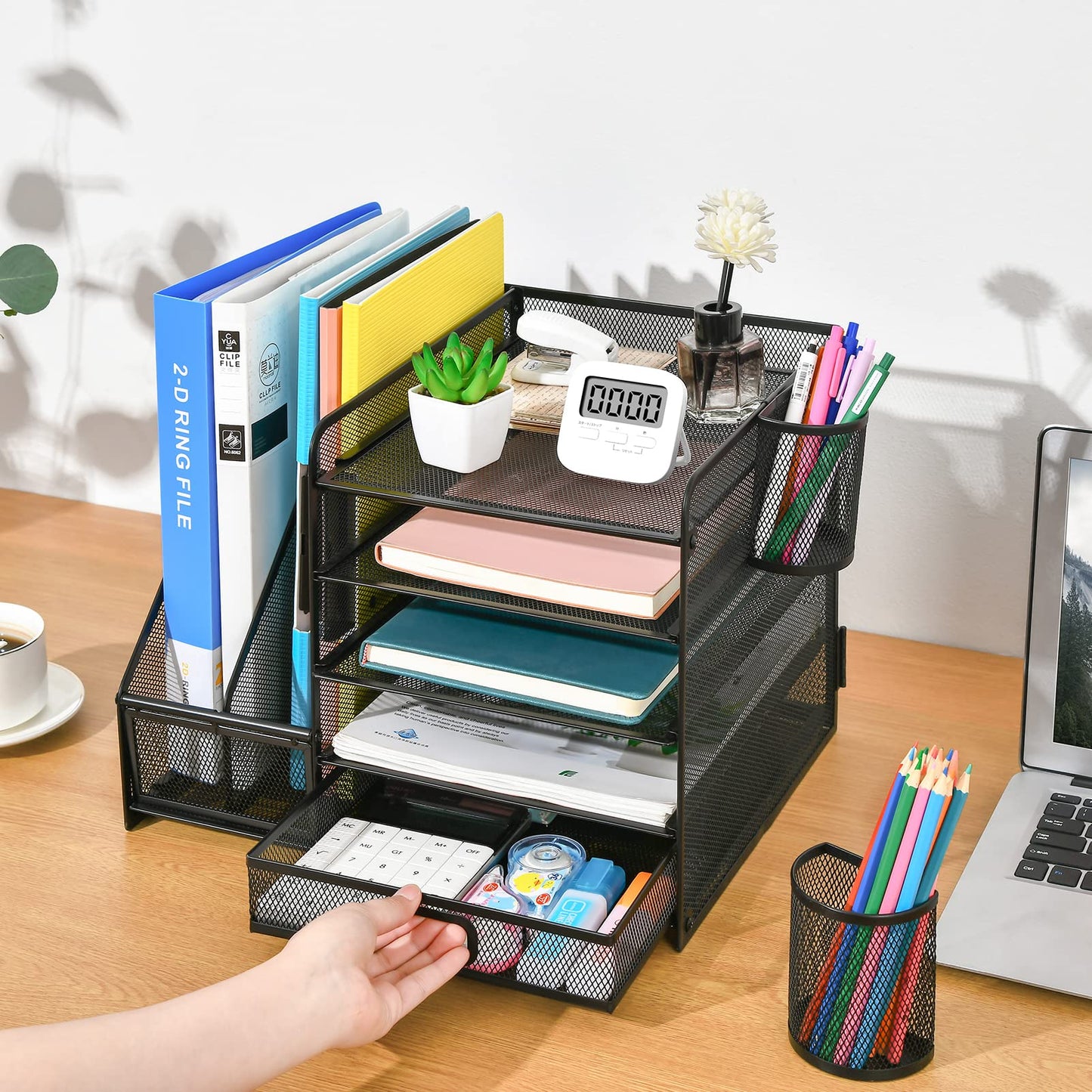 Marbrasse Organizador Escritorio,5 Niveles Bandeja para Cartas con Cajón y 2 Portalápices,Escritorio Organizador con Revistero para Oficina Hogar (Negro con Cajon)